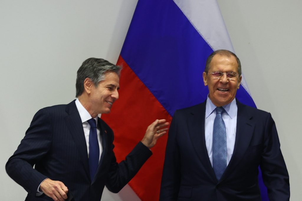 Amerikaanse en Russische buitenlandminister willen einde maken aan “ongezonde” relaties tussen hun landen