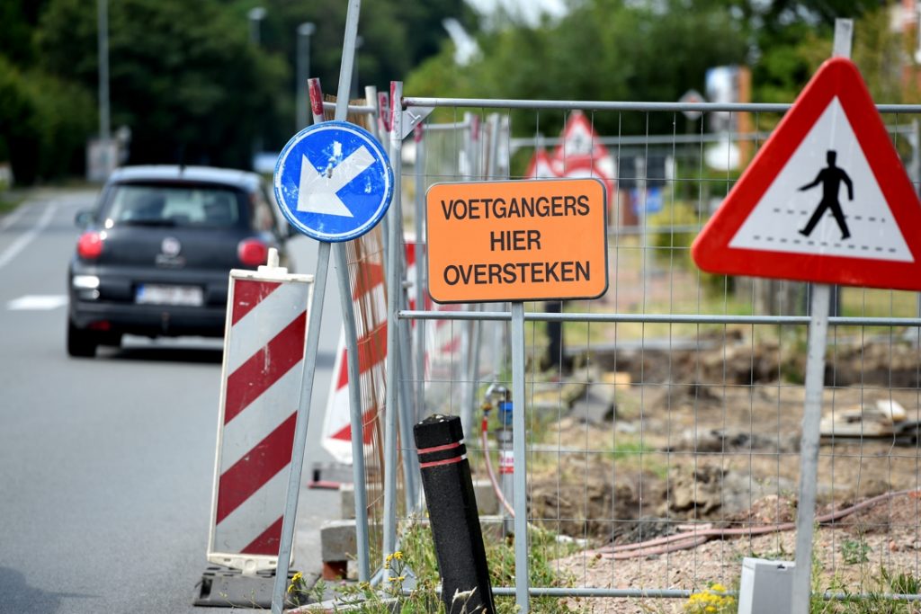 Nederlandse bouwsector waarschuwt: “We willen toch geen gaten in de weg, zoals in België?”
