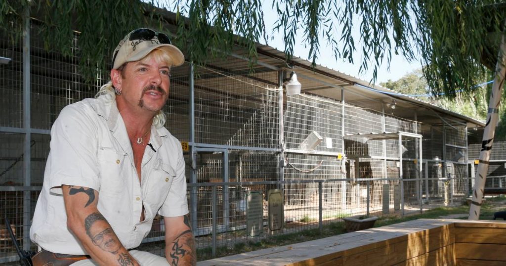 Joe Exotic reveals prostate cancer: "My body is tired" |  Famous