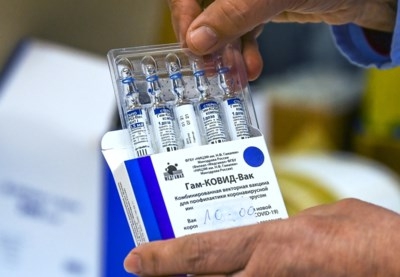 Stekker van ijskast uit stopcontact om gsm op te laden: 1.000 vaccins goed voor vuilnisbak