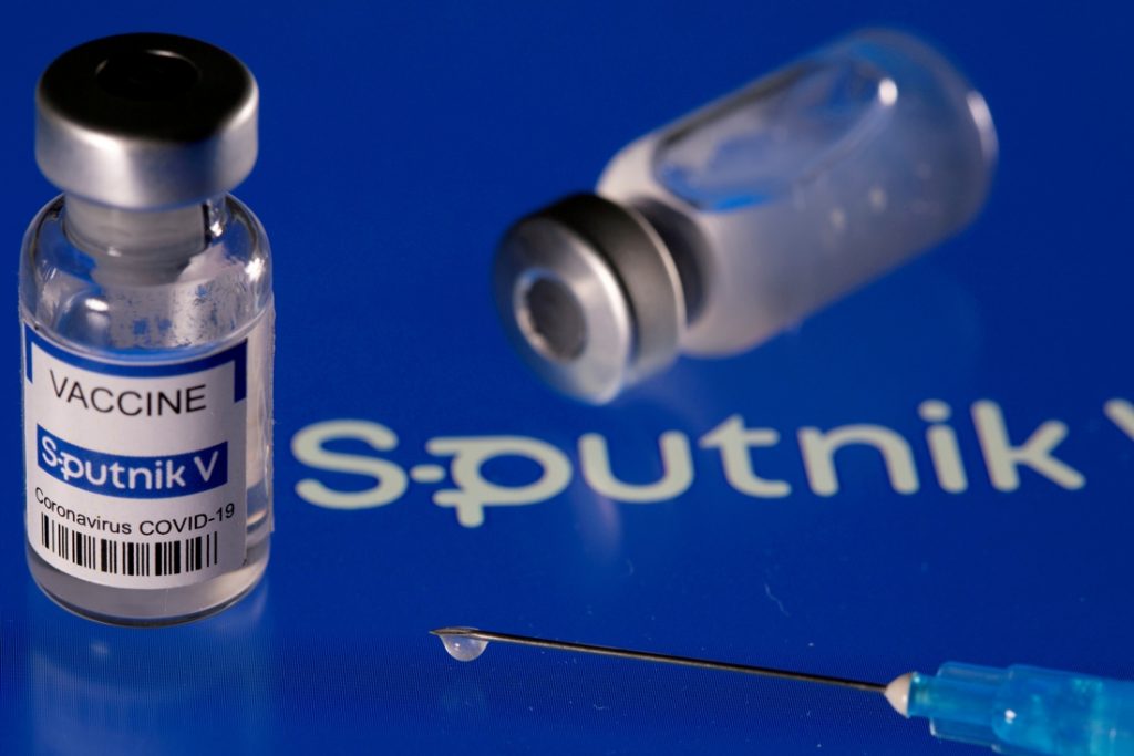 Wetenschappers stellen “eigenaardige” resultaten van Russische Spoetnik V-vaccin in vraag: “Vol schijnbare fouten en cijfermatige inconsistenties”