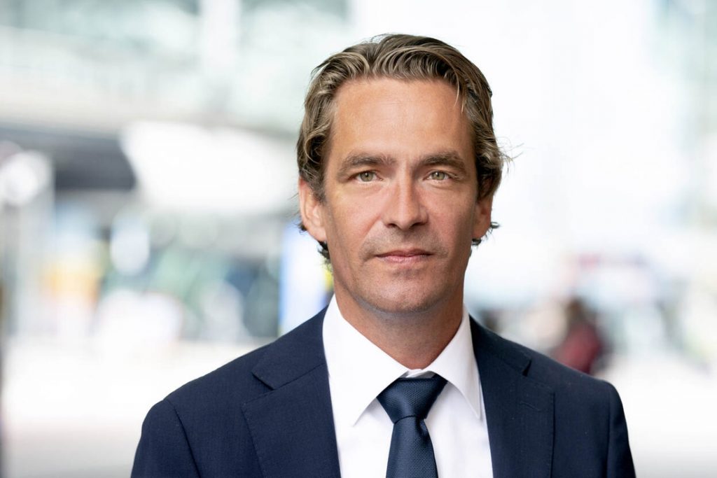 Nederlands minister heeft burn-out en legt minstens drie maanden zijn mandaat neer