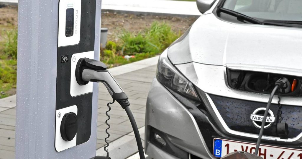 Unizo has doubts about its agreement on the company's more green cars: "Charging points must now go up like mushrooms" |  Environment