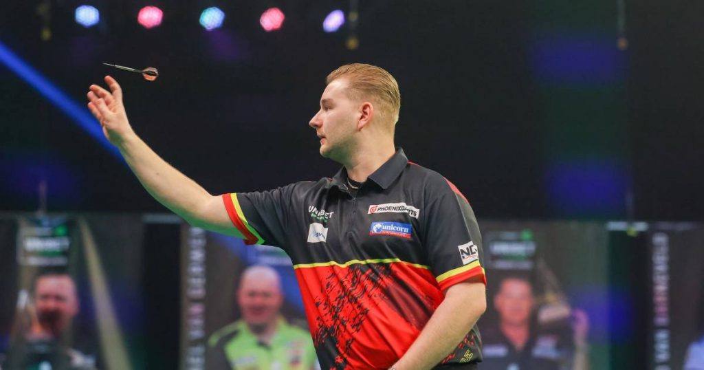 Van den Berg faces a crucial game in the Premier League, commentator Eric Clarisse: "For me Demi is the best player in the tournament" |  Darts in the Premier League