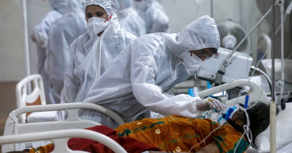 While Coronavirus has taken over India: 90,000 doctors are not allowed to help because foreign diplomas are not valid in their country |  abroad