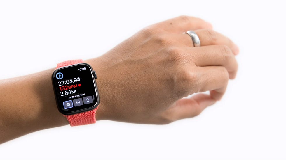 An Apple Watch user demonstrates disk movement used as part of the AssistiveTouch feature.