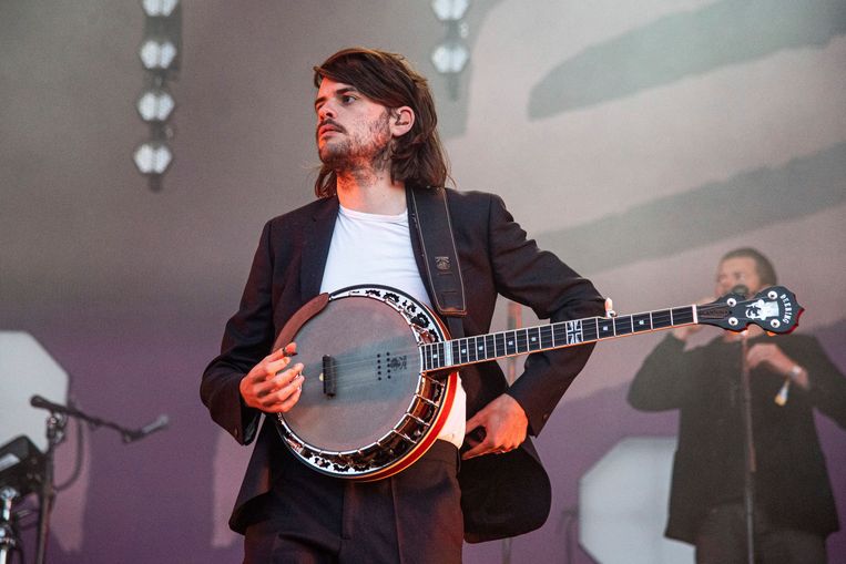 Winston Marshall leaves Mumford & Sons after political riots: 'I want to be able to speak freely'