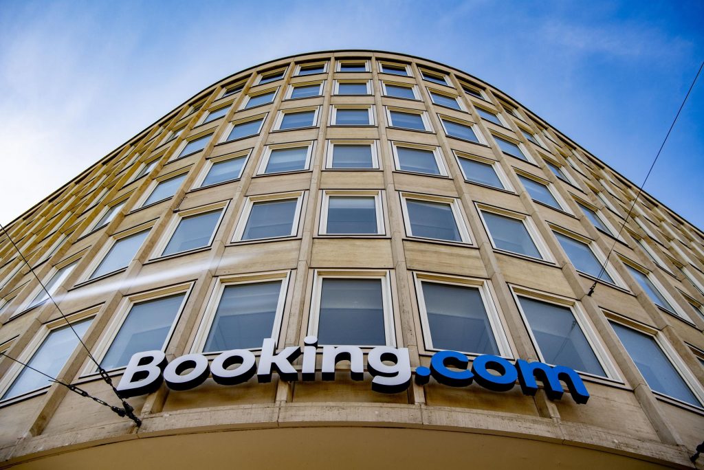 Booking.com hacked in 2016, but the site kept it…