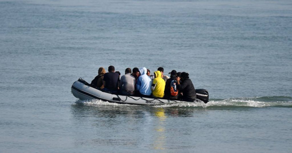 Three migrants missing after trying to cross the Channel |  Abroad
