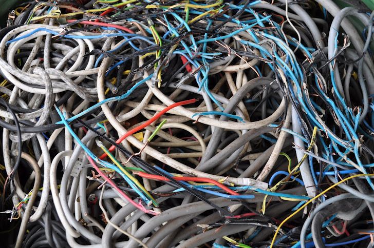 Want to get rid of old chargers and cables: Follow these 3 steps
