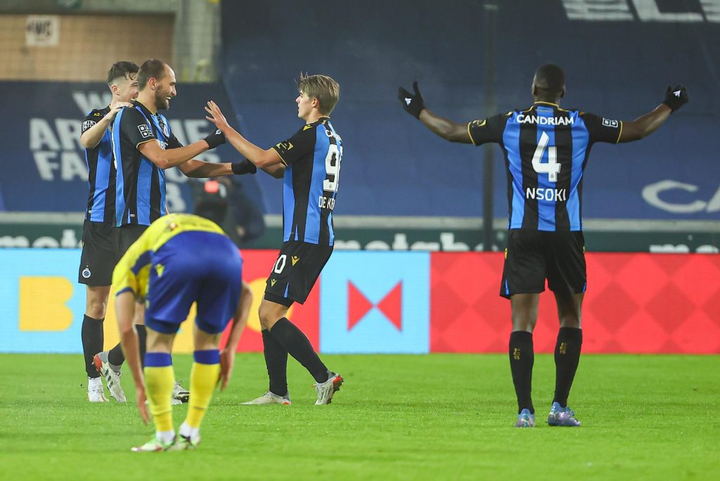 Club Brugge pakt eerste zege onder Schreuder op cruise control tegen  STVV (2-0), De Ketelaere spoelt ontgoocheling door met goal