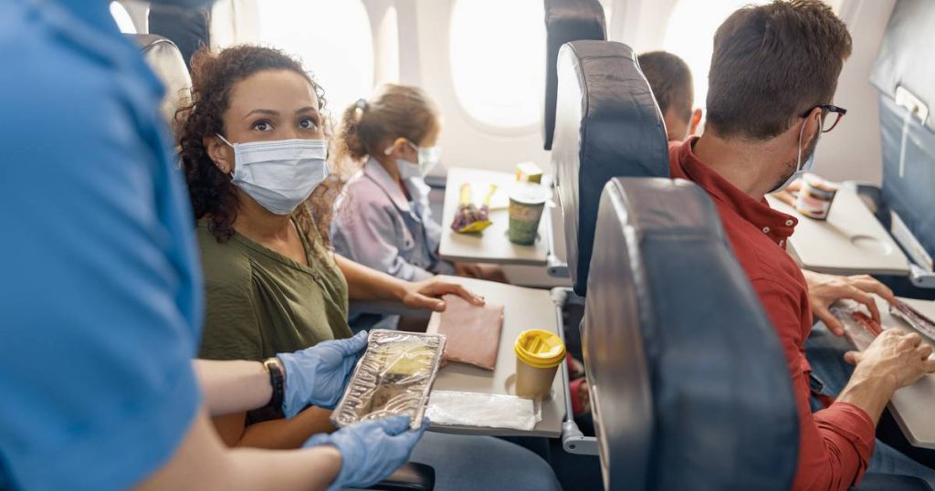 Dutch airlines stop enforcing mouth mask commitment, Belgian companies stick to mouth masks for now Instagram VTM News