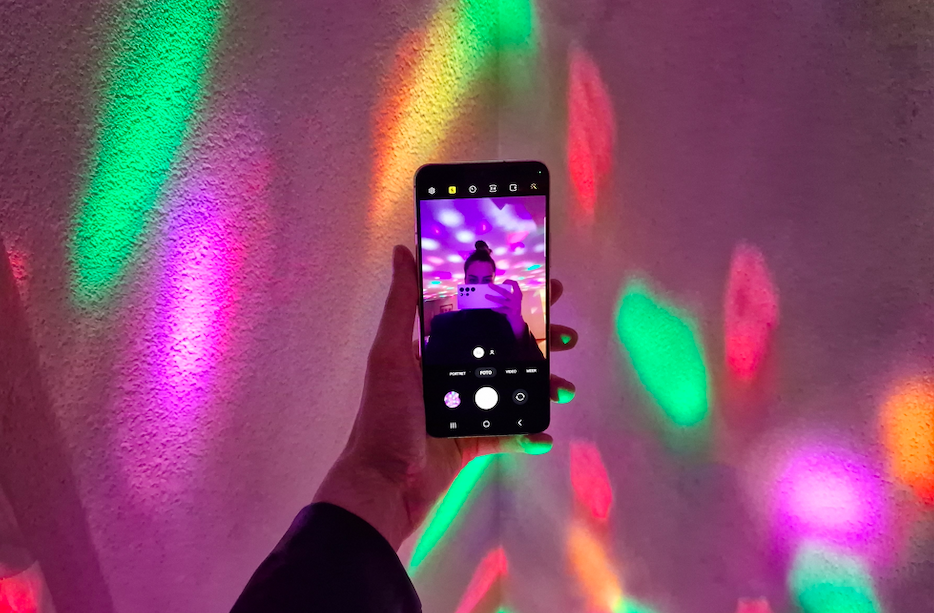 Tested: This smartphone takes the best photos in the dark