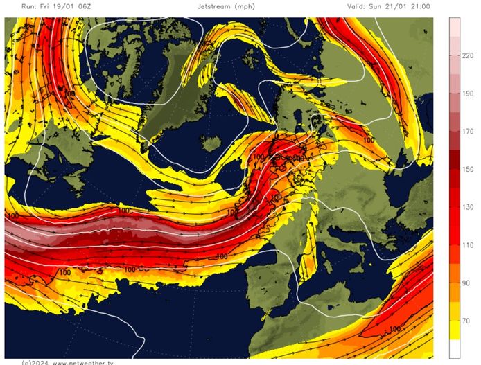 The jet stream will be very active in the coming days, and wind speeds will reach between 240 and 280 kilometers per hour.  A strong jet stream guarantees stormy weather with a lot of wind.