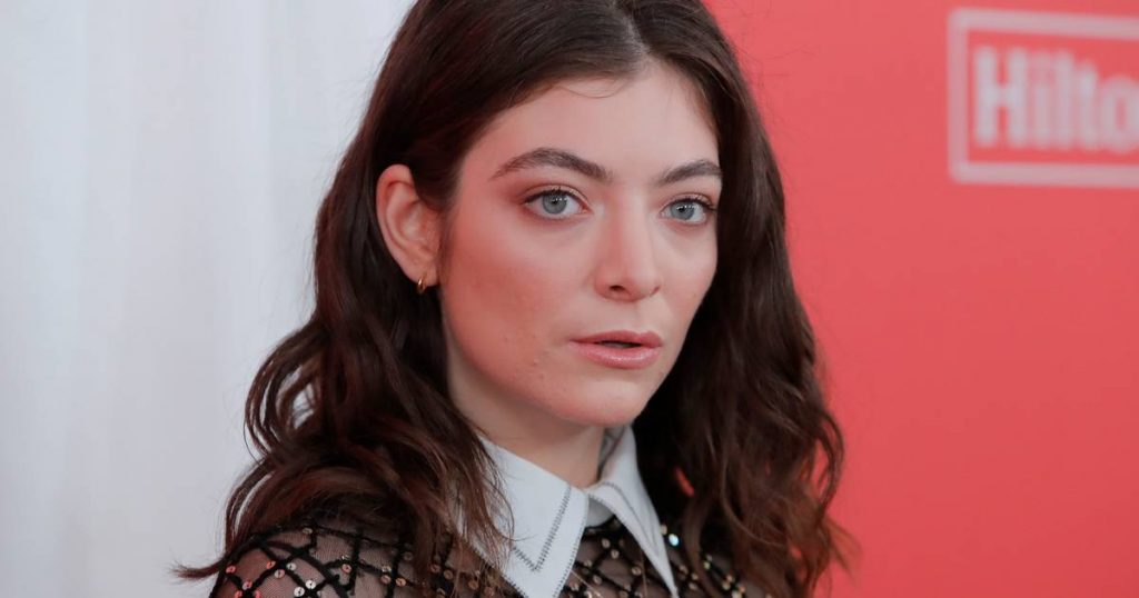 Lorde seems to have "stealed" a new single from George Michael, but his family is okay with it |  Music