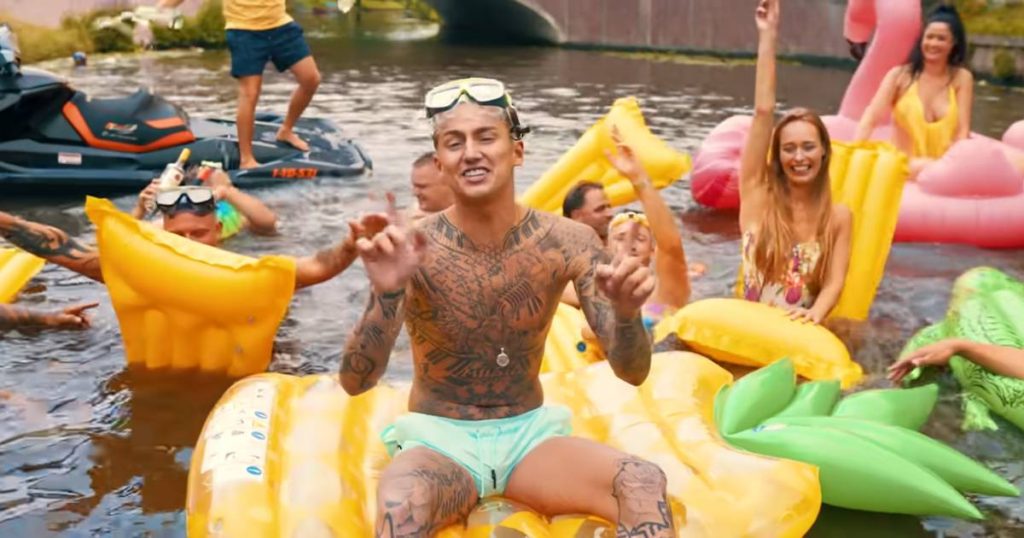 Dutch folk singer hit "Ik Ga Swimming": the most shared song on Spotify worldwide |  showbiz