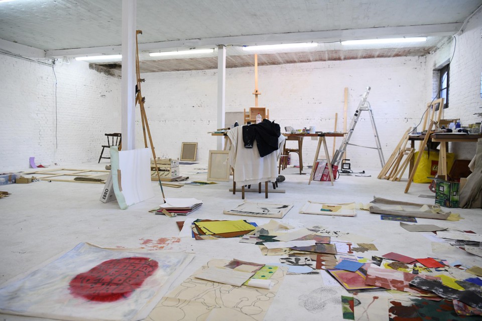 A studio, where artists can unleash their creativity. 