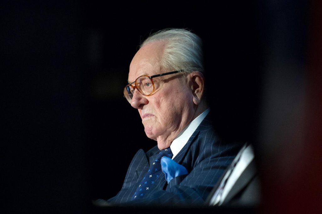 Jean-Marie Le Pen acquitted of inciting racial hatred