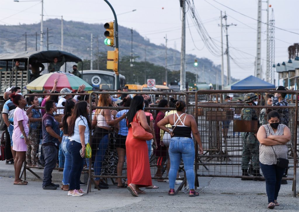 Police raid on Ecuadorean prison leaves 116 dead