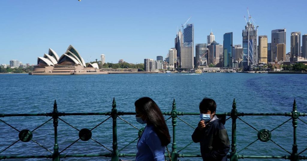 Sydney reopens to tourists, rest of Australia remains closed |  Abroad