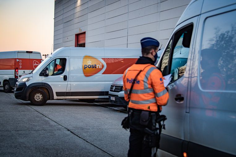 PostNL warehouse in Wommelgem closed after major raid, parcels from customers may be delayed by up to two weeks
