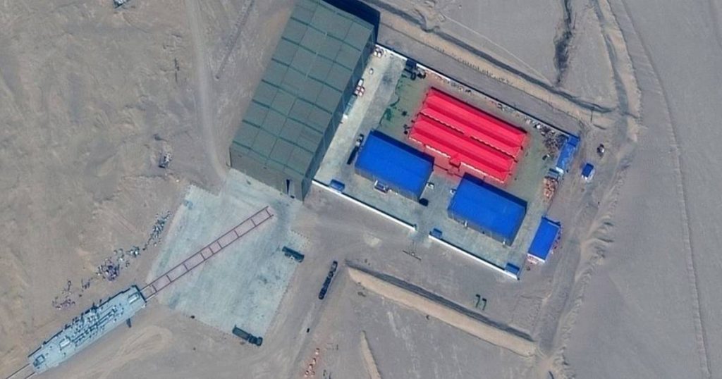 Satellite images show how China is recreating US warships to test missiles |  Abroad