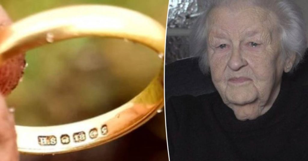 A Scottish woman (86) recovers her wedding ring she lost 50 years ago in a potato field |  Abroad