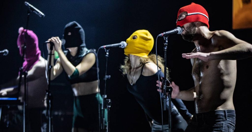 Activists of the Russian punk band Pussy Riot are on hunger strike |  abroad