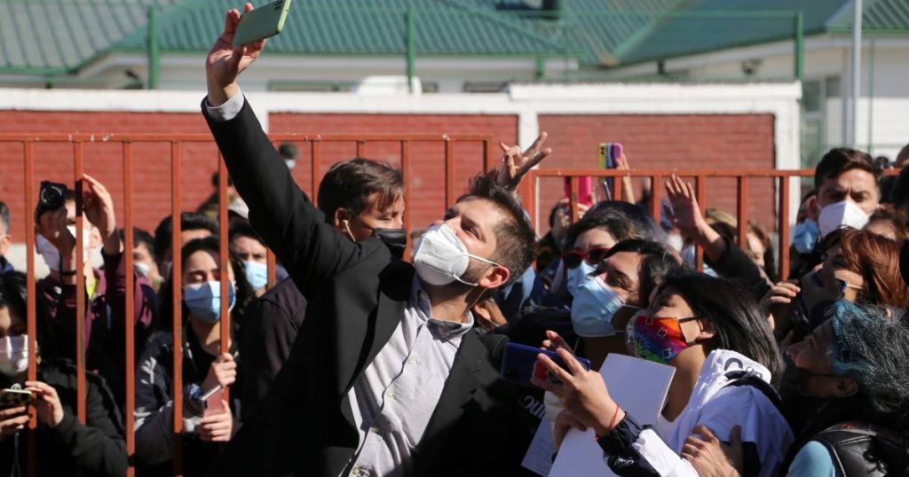 Left-wing candidate Gabriel Borek (35) wins Chile's presidential election |  abroad