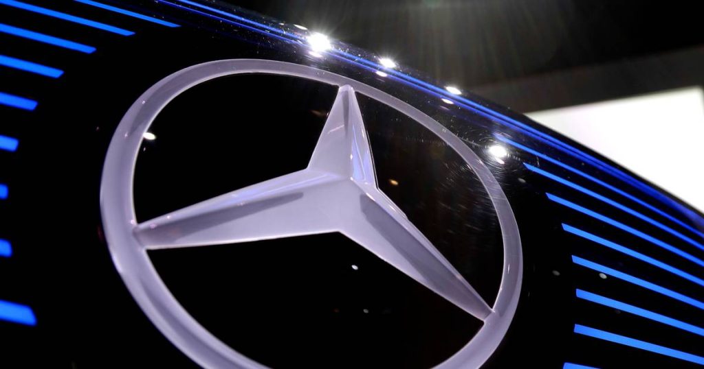 Mercedes parent company Daimler nearly 20 per cent in the hands of the Chinese |  Leadership