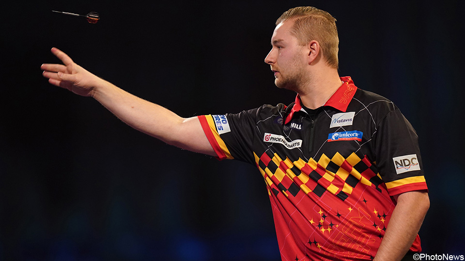 What a disappointment: Van den Berg has to immediately withdraw to the World Cup |  darts