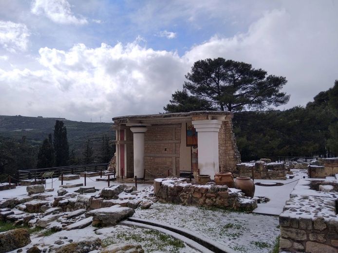 Even at the archaeological site of Knossos in Crete, there is a layer of snow.