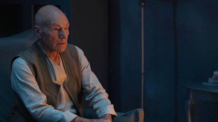 "Picard" finally returns "Star Trek" to its old form