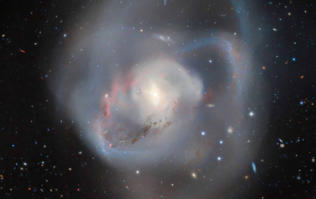 A gorgeous photo of huge "cotton candy" in space tells a not-so-happy story