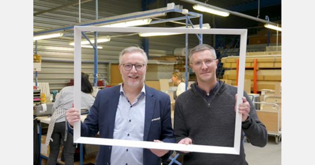 “From a regional manufacturer of picture frames to a global manufacturer of wall decor”