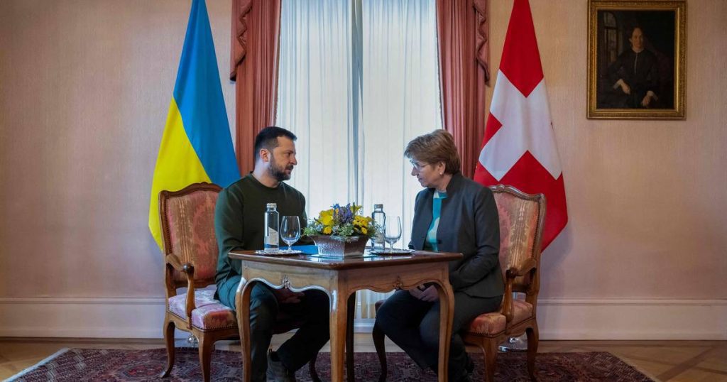Switzerland organizes a peace summit on Ukraine at the request of Kiev  outside