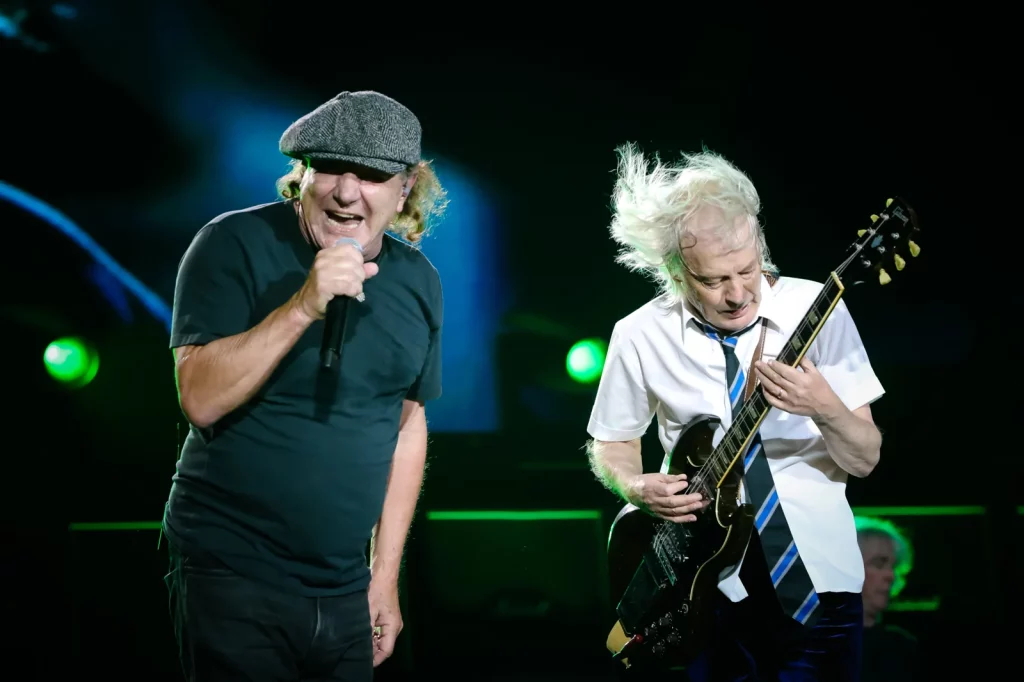 Finally officially: AC/DC to Amsterdam and Dessel this summer