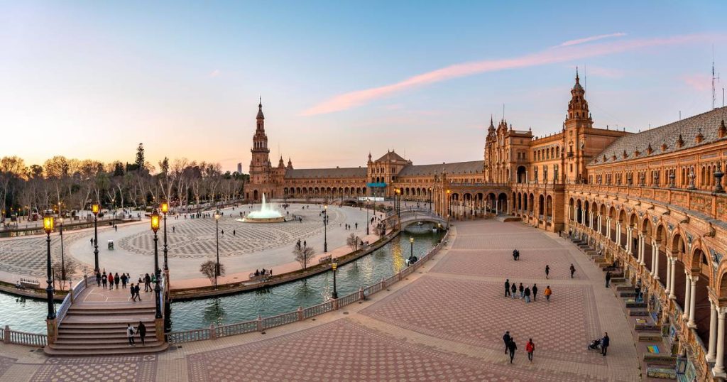Seville wants to make the famous “Plaza de España” accessible for a fee for tourists |  outside
