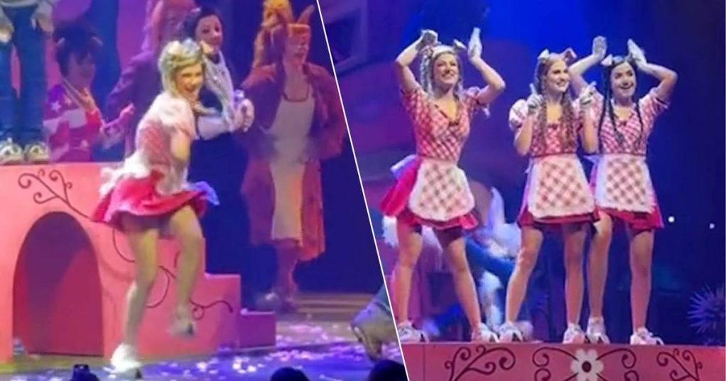 look.  Julia is noticeably more active than her fellow K3 in 'The 3 Piglets': 'She's dancing on her shoulder rather than out of the socket' |  music