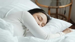 Thumbnail Do women really need more sleep than men?  A sleep expert explains how it works