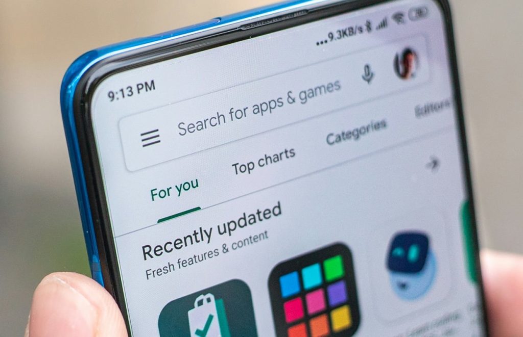 Google Play Store now lets you download two apps at once