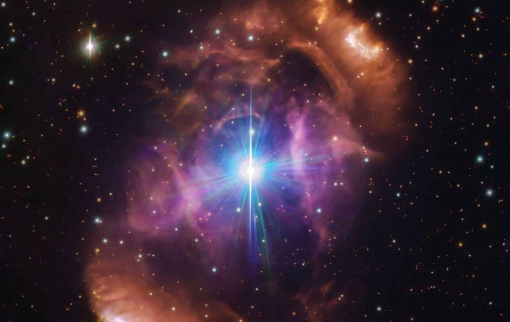 A mysterious nebula in which almost everything is different from what was expected, turns out to have experienced something very “wonderful”.