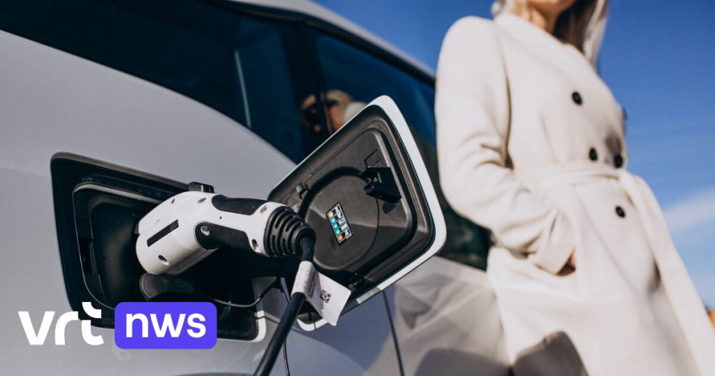 Are there enough charging stations and can the electricity grid handle them?  The five most frequently asked questions about electric driving