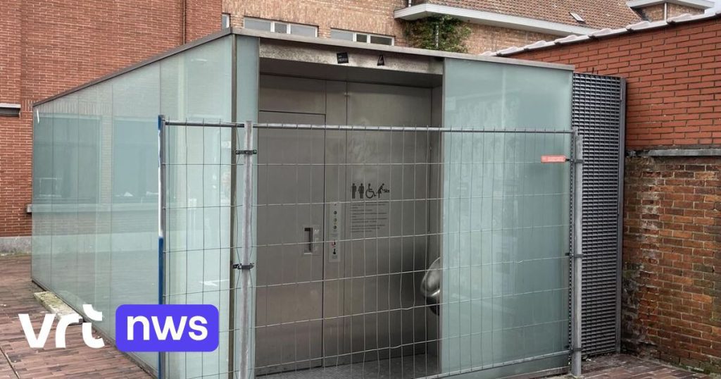 Kortrijk demolishes the prestigious designer toilet: "It costs 40 euros per visit"