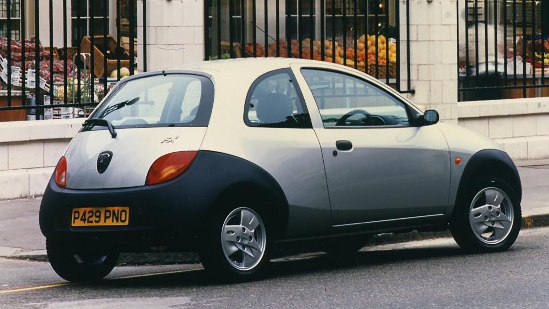 Ford Ka triple-spoke radial tires